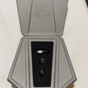 Star Wars x Mandalorian LIMITED EDITION Jewelry Set - Black and Silver